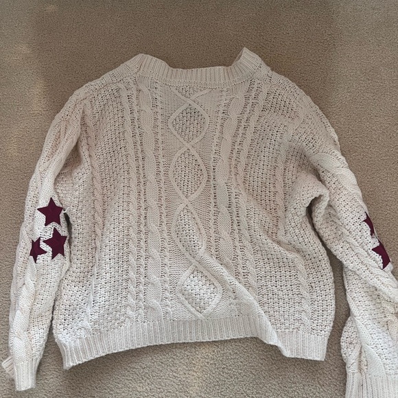 Taylor Swift ‘Red’ Cardigan - Picture 2 of 4